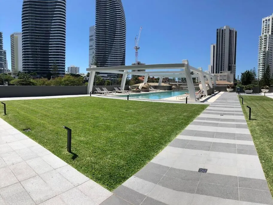Convenient Located 2 Bedroom Apartment Next To Casino Gold Coast