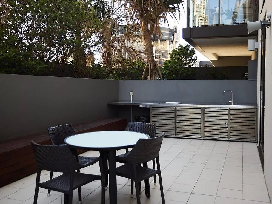 Convenient Located 2 Bedroom Apartment Next To Casino Gold Coast